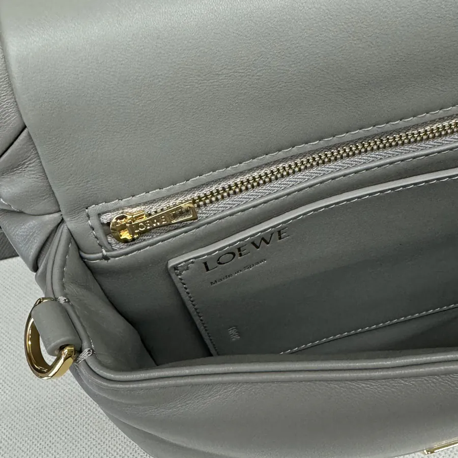 P1000.LOw℮ Goya Puffer Bucket Bag