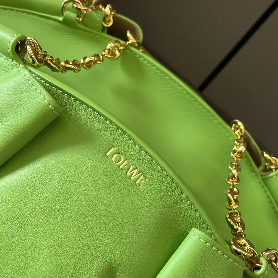 P820 Luggage New Mini Calfskin Chain Strap Paseo Handbag