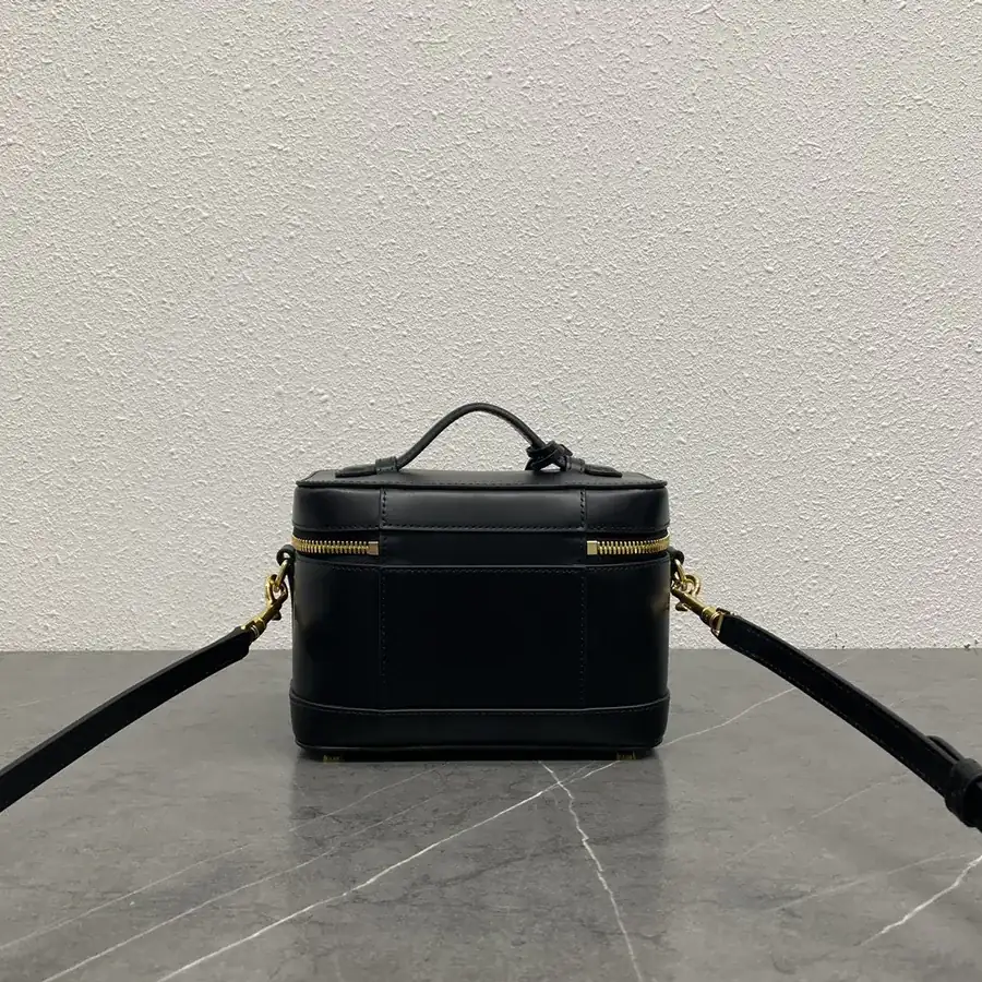 CE VANITY Cosmetic Bag Classic Design, Elegant and Practical