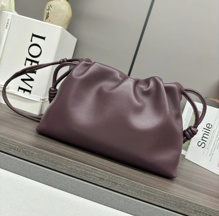 Flamenco Purse in Soft Nappa Sheepskin