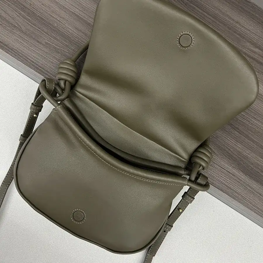 New Loe*we Paseo Bag with Shiny Nappa Calfskin