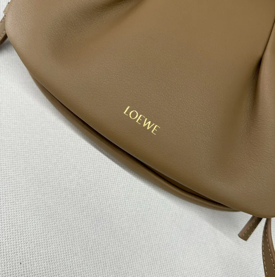 New Loe*we Paseo Bag with Shiny Nappa Leather