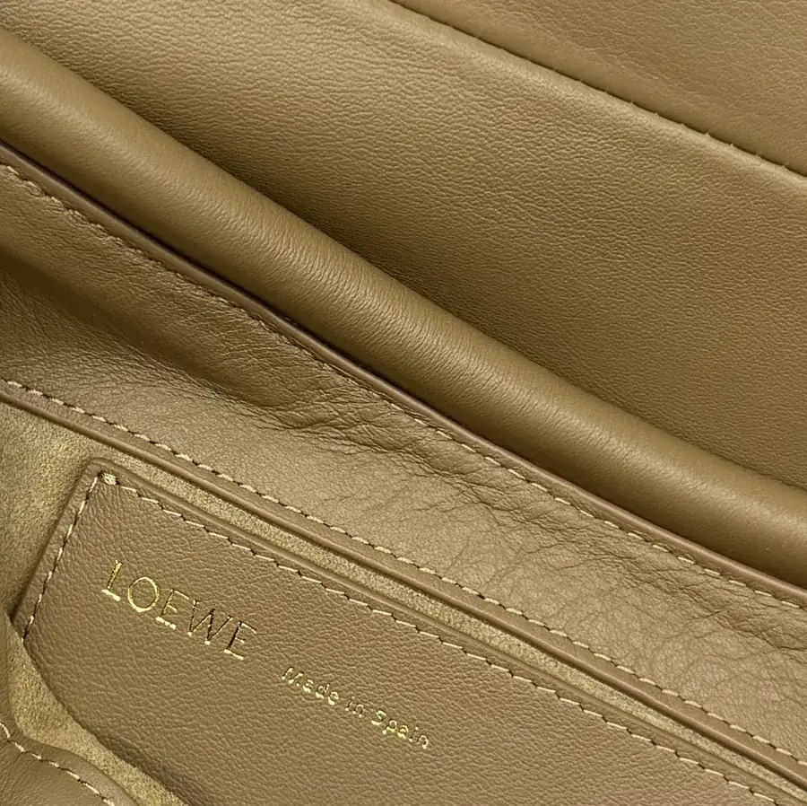 New Loe*we Paseo Bag with Shiny Nappa Leather