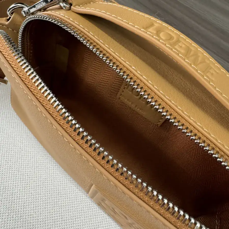 Lwew New Mini Crossbody Camera Bag
