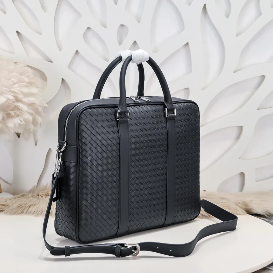 BV 2024 Men's Briefcase with Fine Trim
