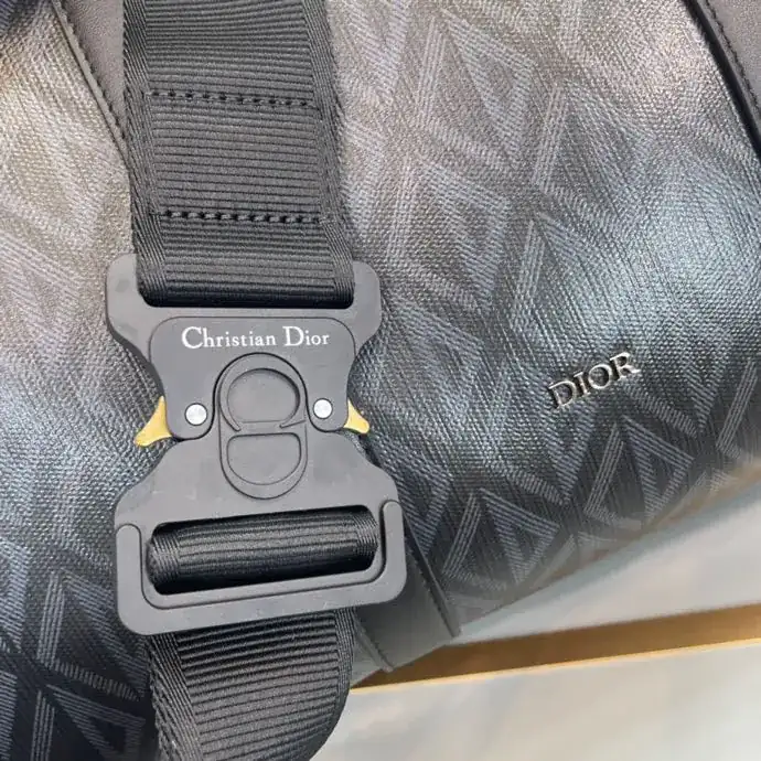 Dior Hit the Road Travel Bag Season New Style