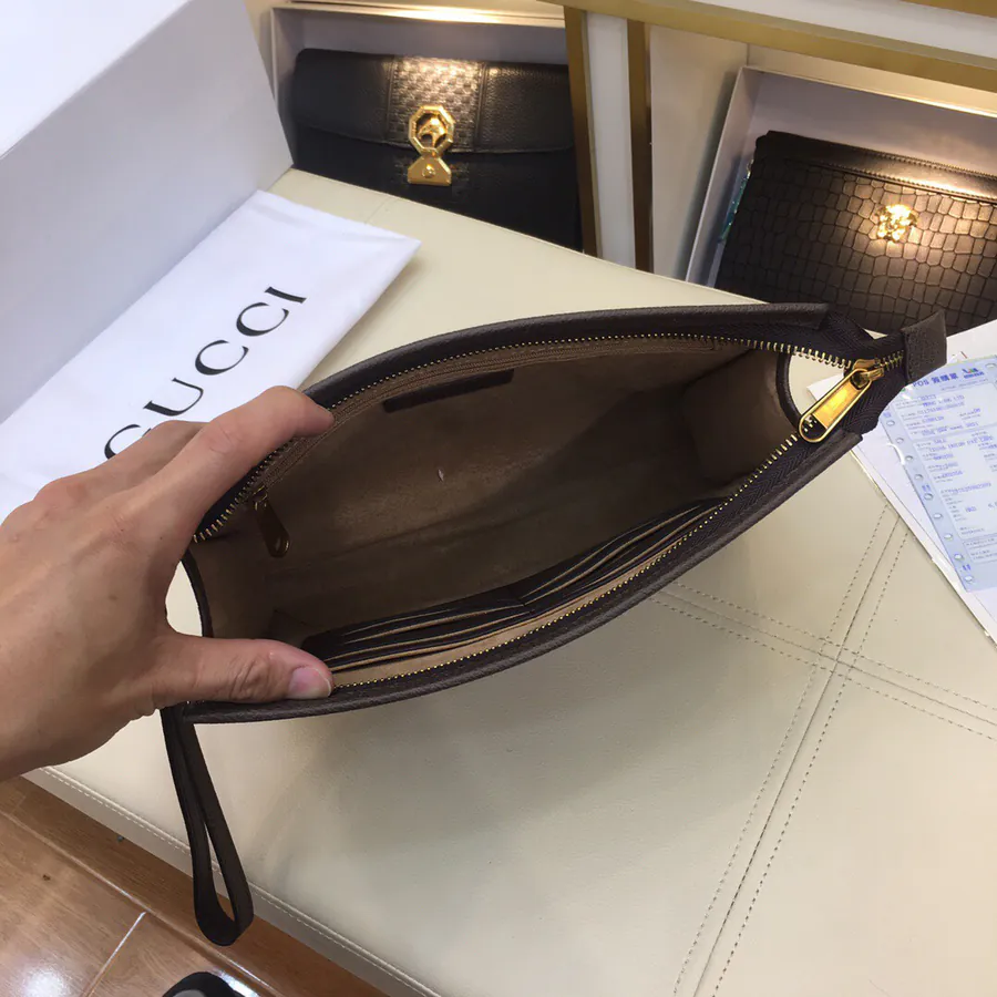 Gucci Original New Design: Premium Men's Handbag with Elegant Craftsmanship