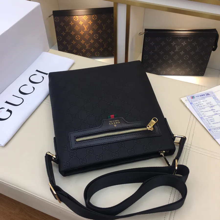 Gucci Original New Men's Crossbody Bag Premium Leather, Elegant Design