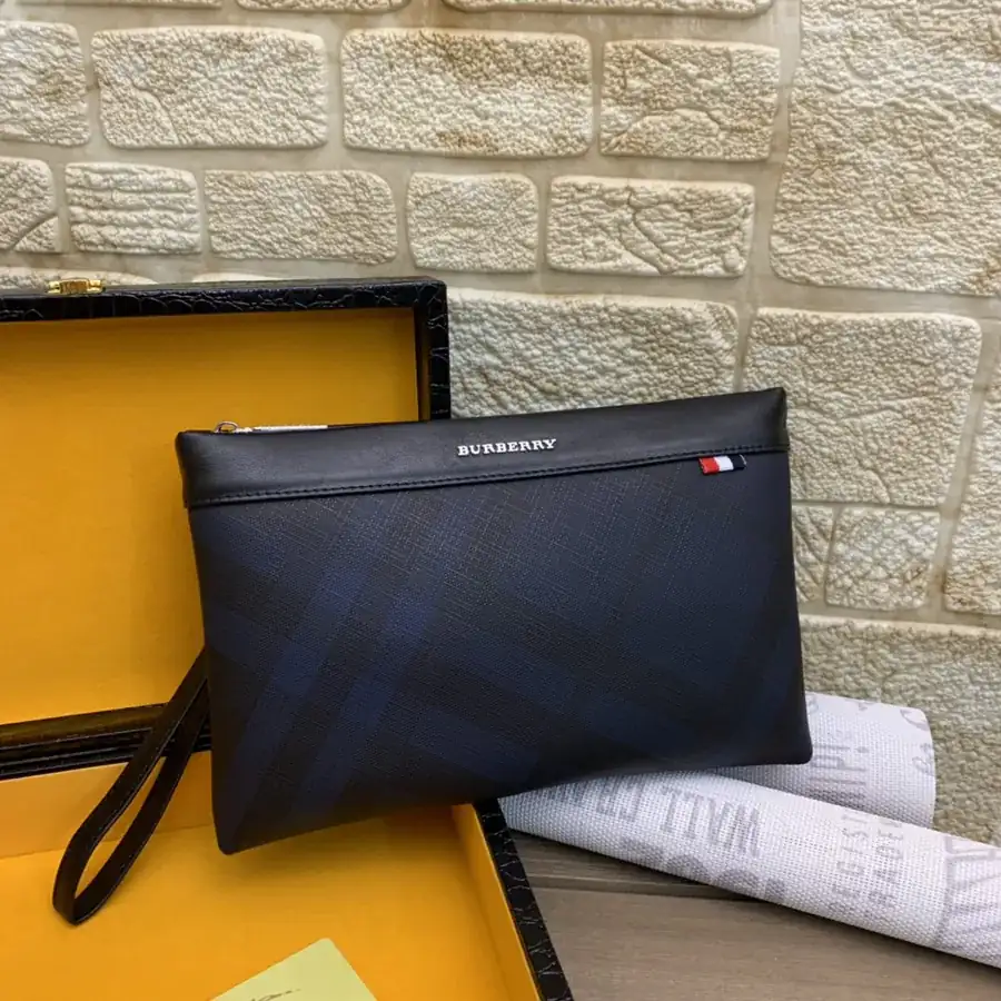 Burberry 2020 Latest Model Bucket Bag