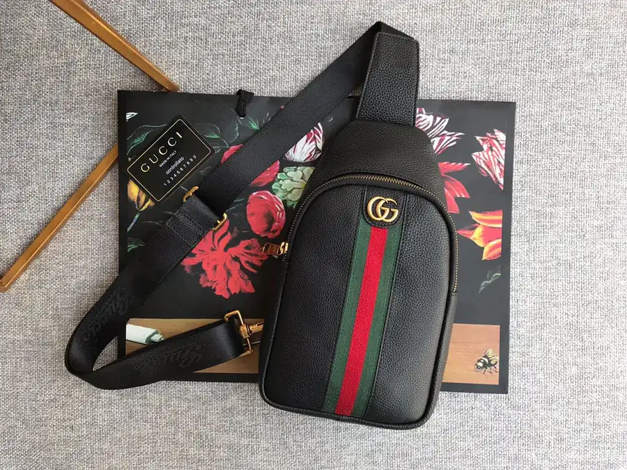 Gucci Bucket Bag Classic Red Green Stripes, Minimalist Style