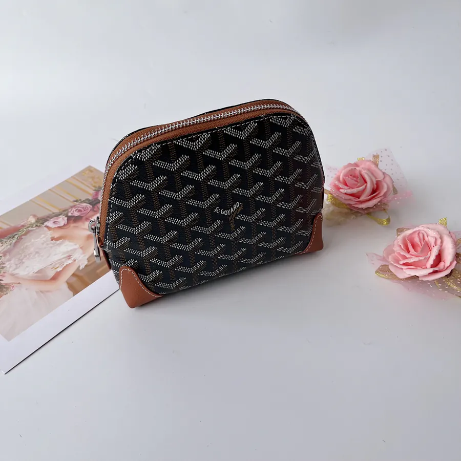 Vendome Pouch Mini Shell Shape Cosmetic Bag