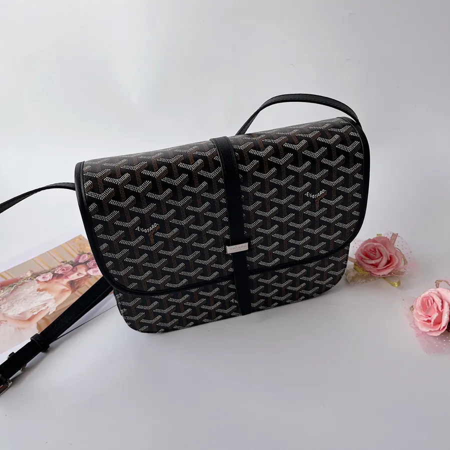 Belvédère Satchel Classic Minimalist Design