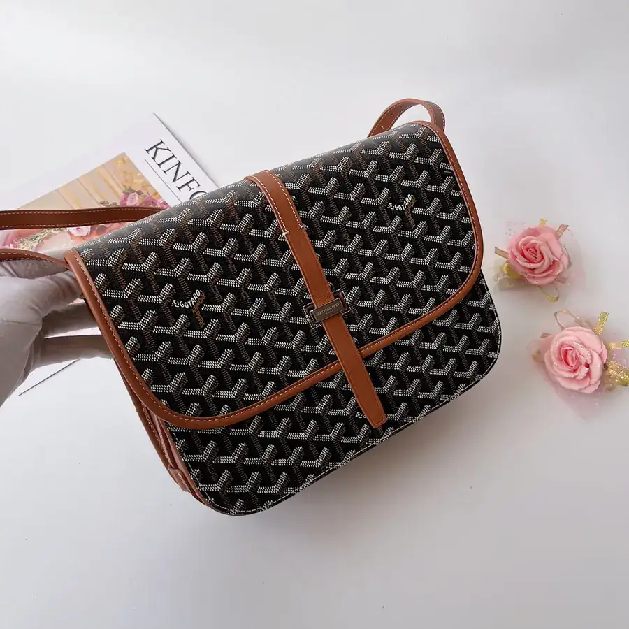 Belvédère Satchel Classic Minimalist Design