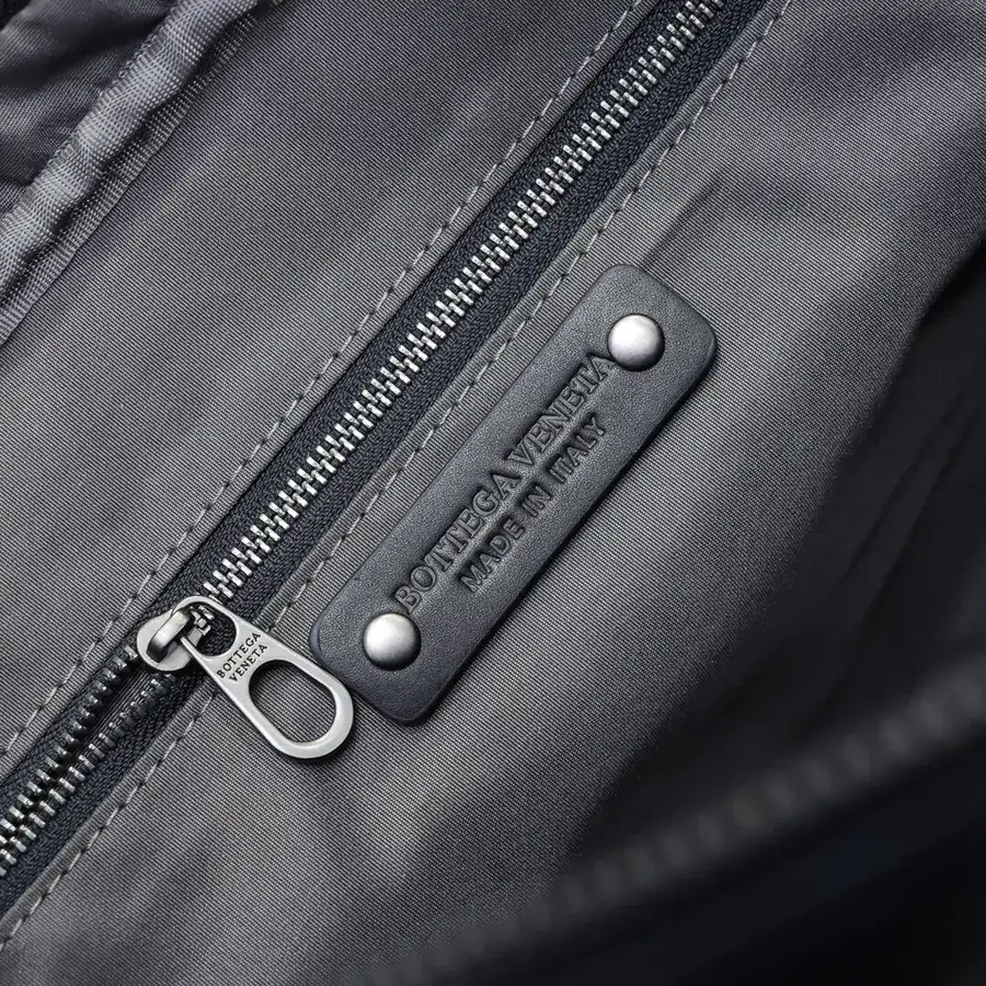 BV 2024 Men's Briefcase Premium Leather, Elegant Design