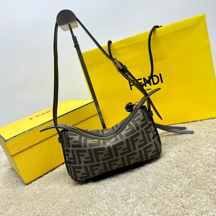 Small Simply FENDI Shoulder Bag