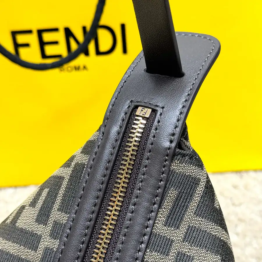 FENDI Simply FENDI Medium Handbag
