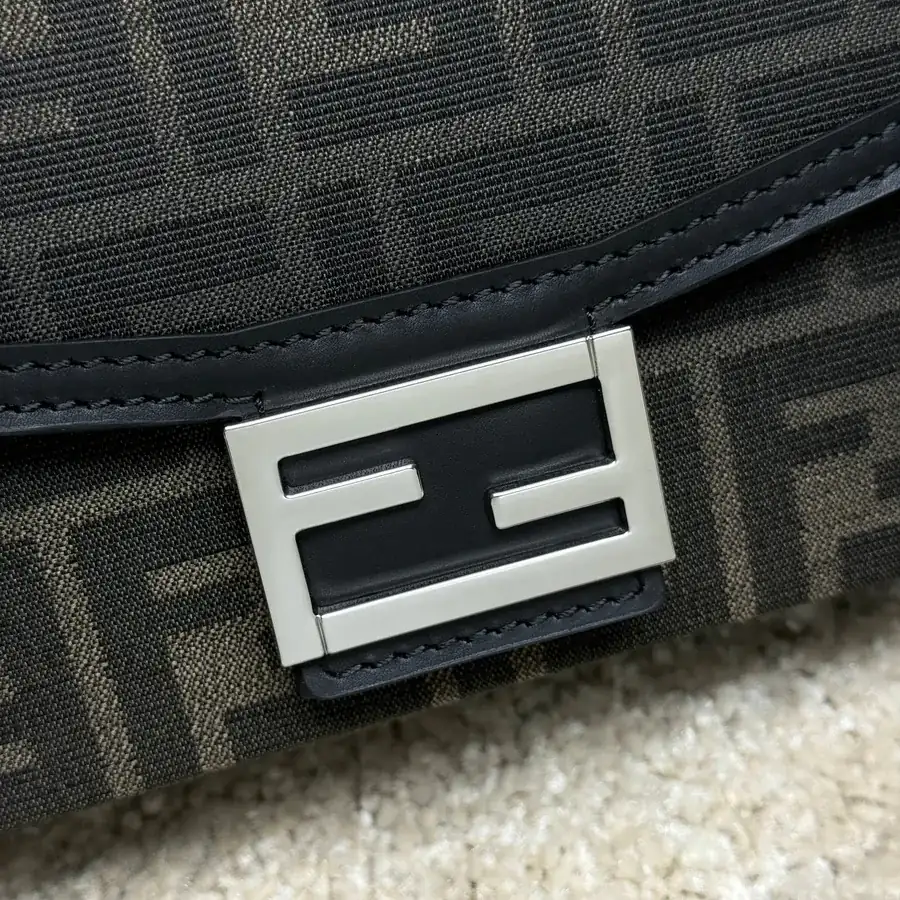 Baguette Soft Trunk with FF Eclissi Pattern