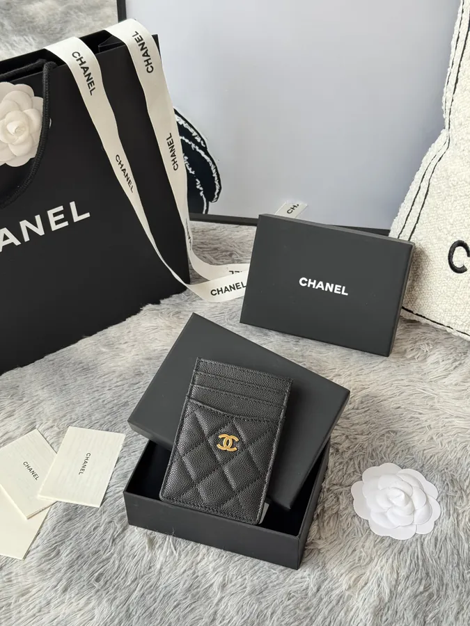 New CHANEL Mini Crossbody Bag with Grained Calfskin