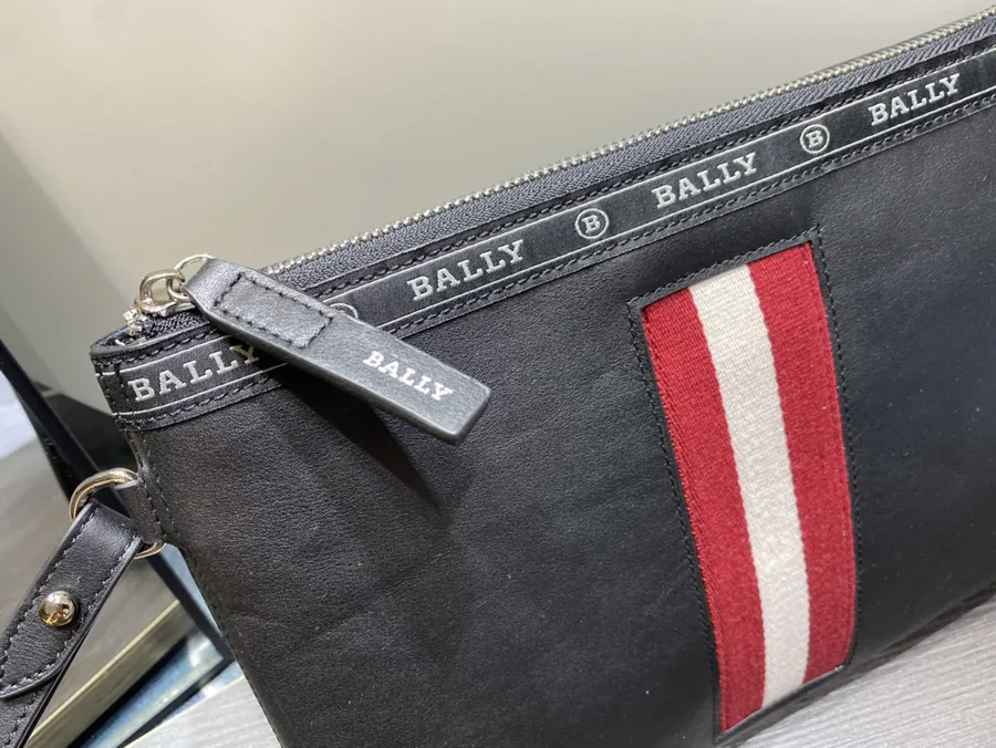 Men's Handbag in Top Grain Leather with Custom Hardware