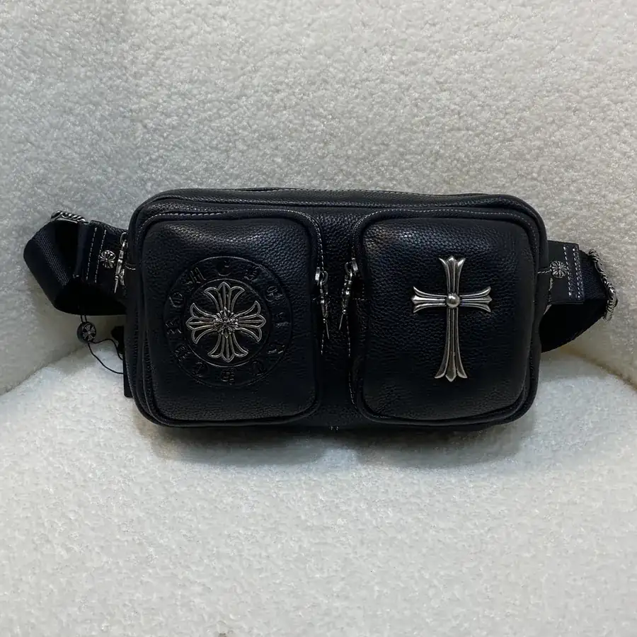CROOS New Crossbody Bag in Grained Calfskin