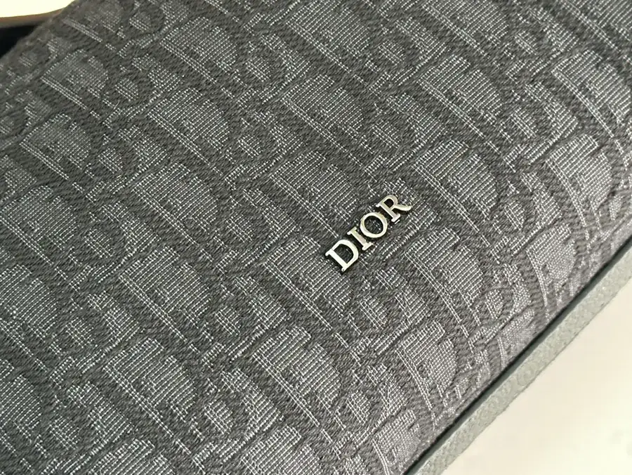 Lingot Washbag in Premium Canvas