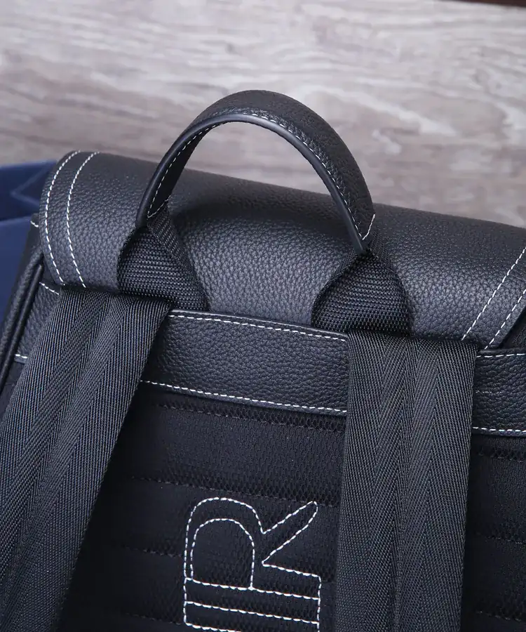 DIOR Saddle Shoulder Bag with Oblique Print and Grained Calfskin Details