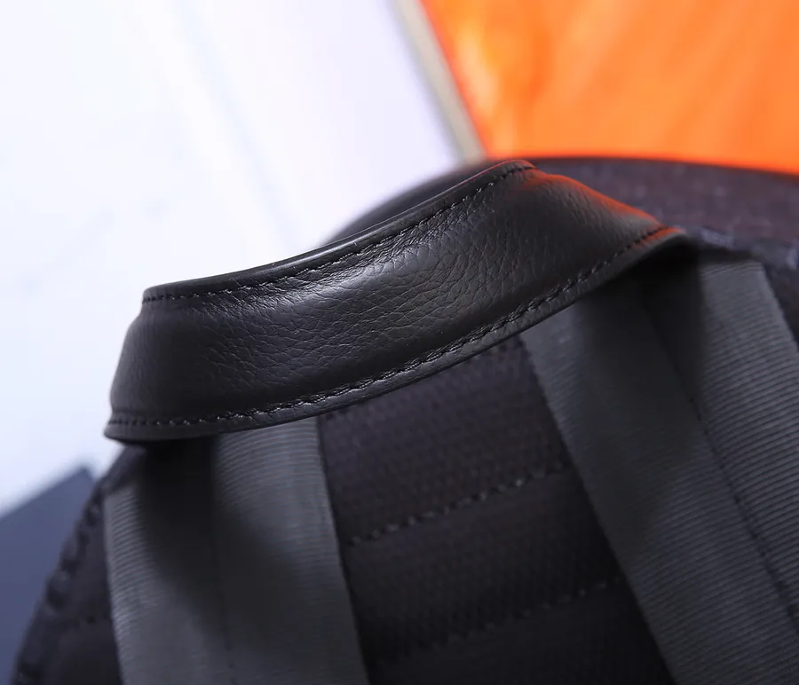 DIO.R Oblique 2021 Double Shoulder Bag