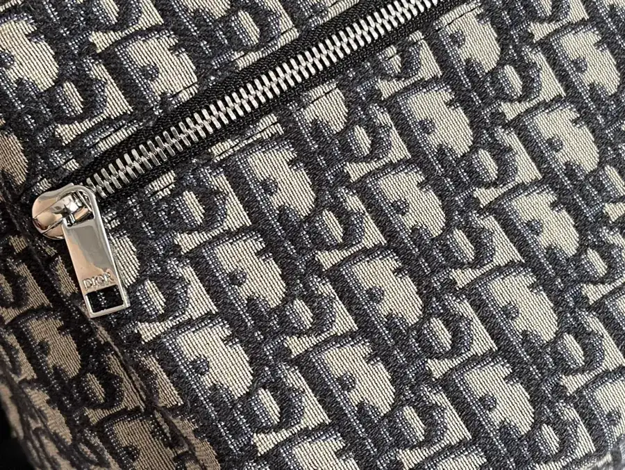 DIO.R Oblique 2021 Double Shoulder Bag