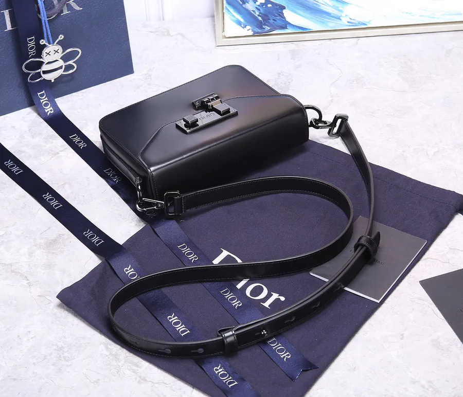 DIOR Messenger Bag Classic Elegance with Oblique Print