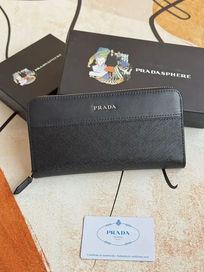 Classic Single Zip Wallet in Blue Italian Cross Grain Calfskin