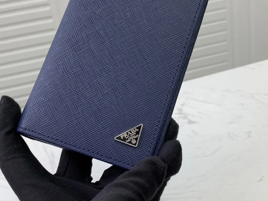 Classic Suit Wallet in Blue ZP Design, Italian Grained Calfskin