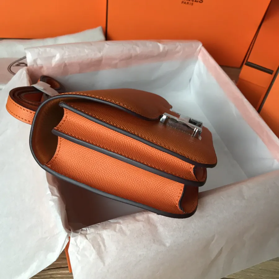Constance Bucket Bag with 19cm Handle, Grained Calfskin