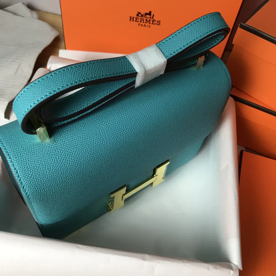 Constance Bucket Bag 23cm