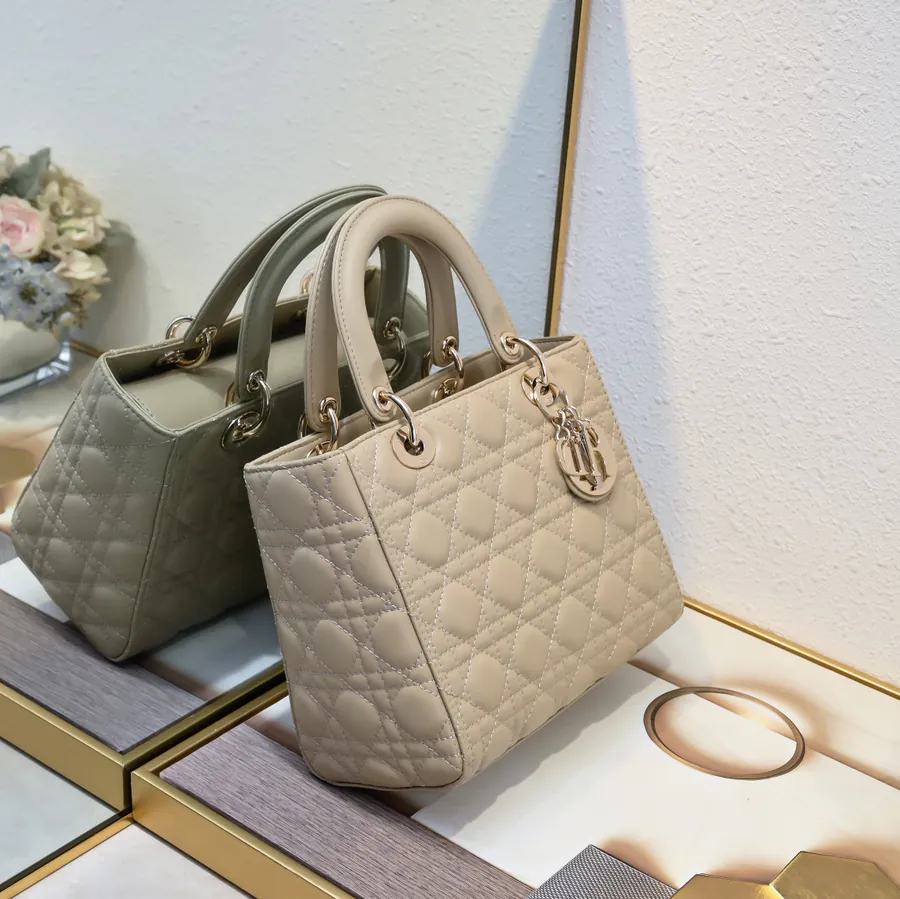 My Lady Bucket Bag in Grained Calfskin
