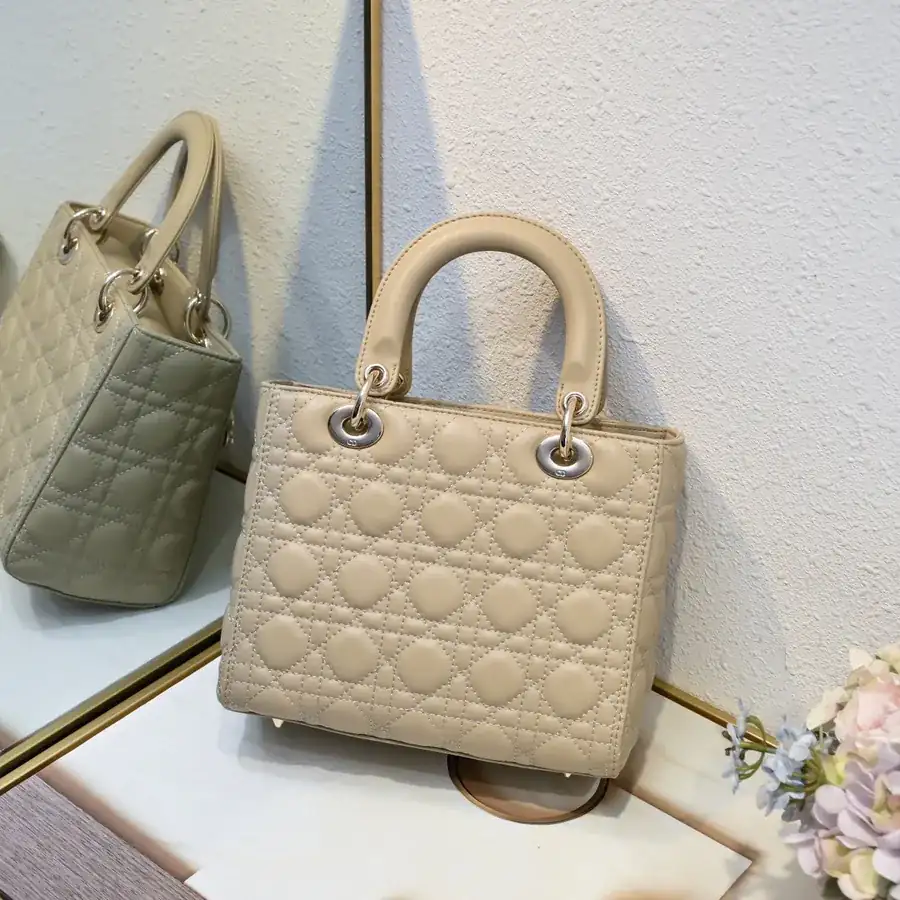My Lady Bucket Bag in Grained Calfskin