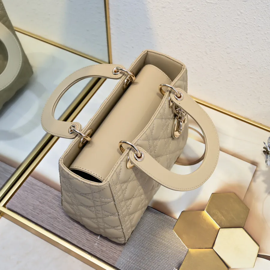 My Lady Bucket Bag in Grained Calfskin