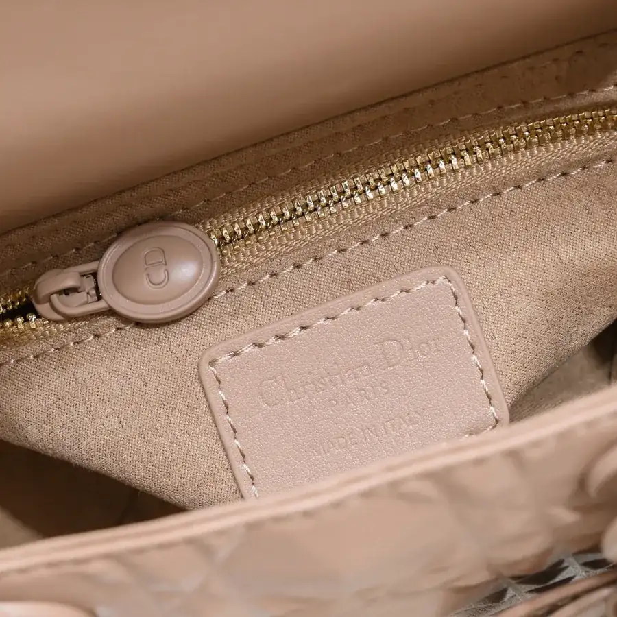 Lady Dior Mini 17cm