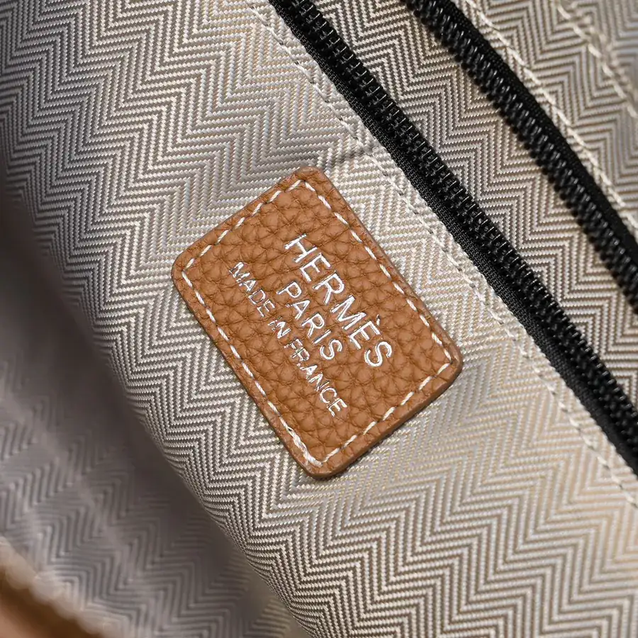 Hermes Men's Handbag Premium Calfskin, Elegant Design