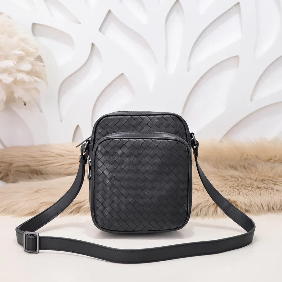 New Men's Crossbody Bag Premium Quality