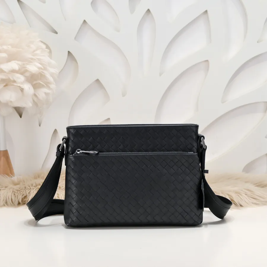 BV Latest Men's Crossbody Bag Premium Quality