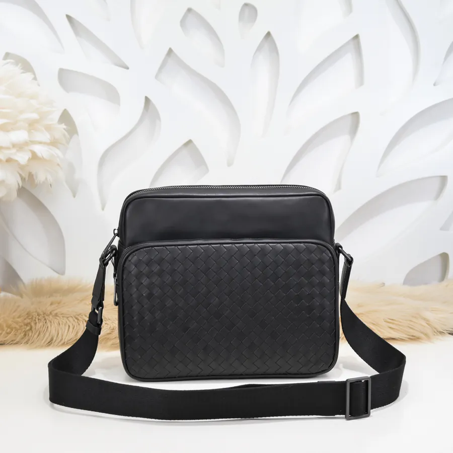 BV Latest Men's Crossbody Bag Premium Quality, Official Website Synchronized