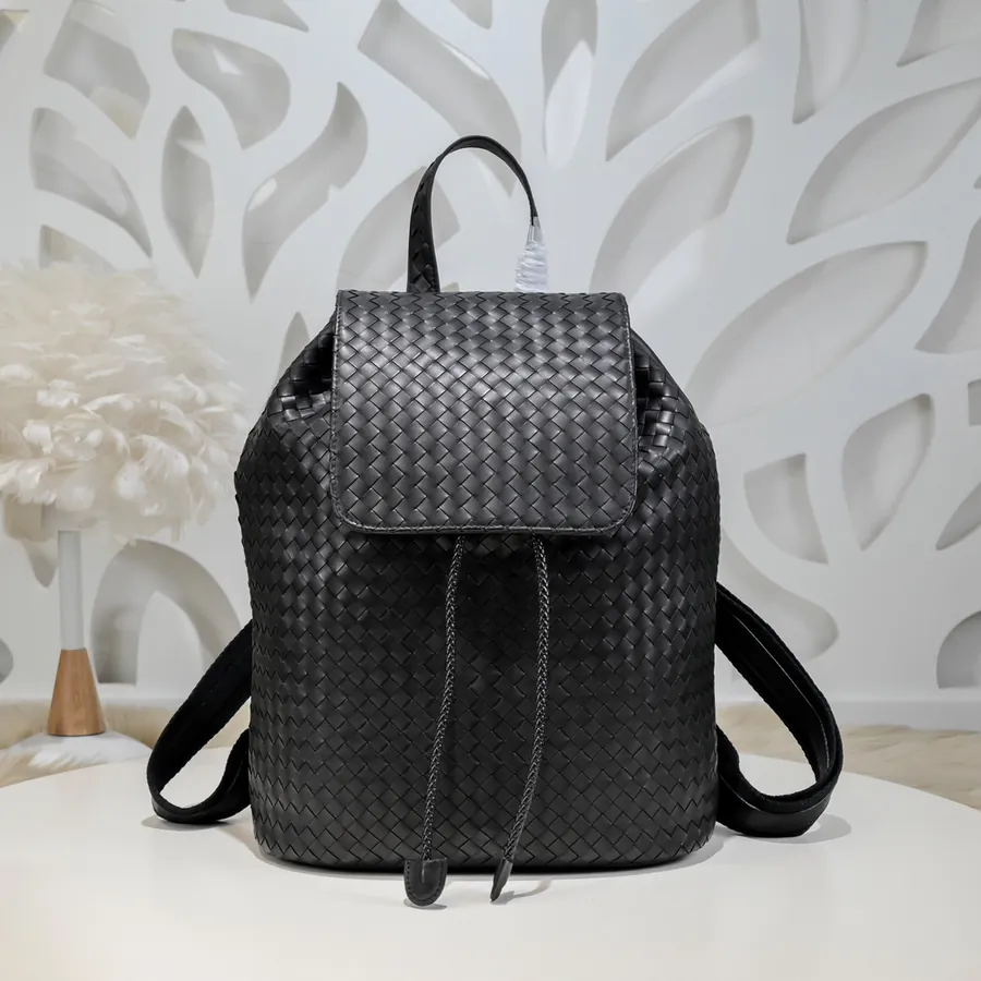 BV Latest Men's Backpack Premium Leather, Elegant Design