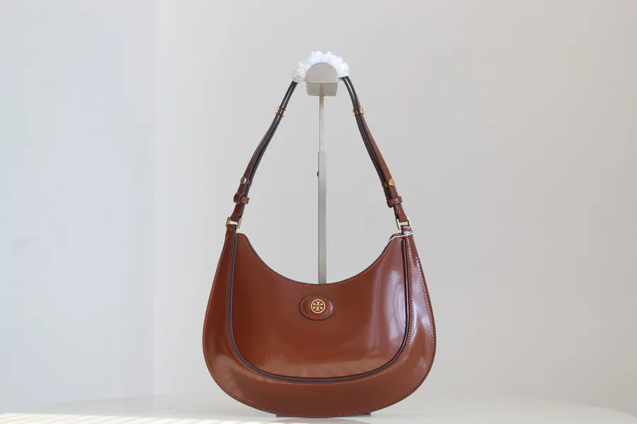 Tory Burch New Crescent Tote Robinson Series