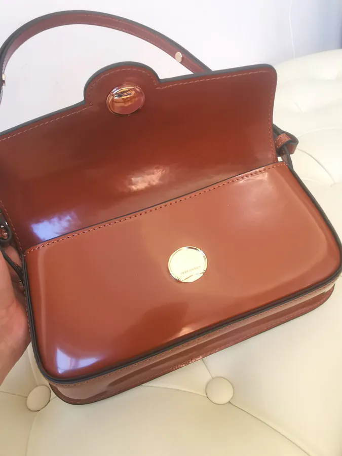 Tory Burch Robinson Bucket Bag Classic Vintage Style