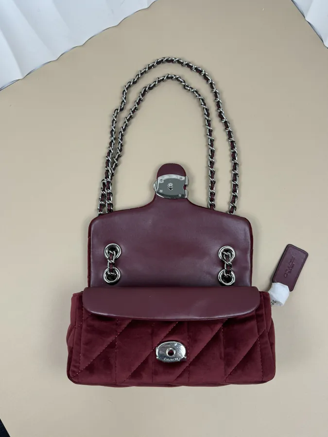 Coach蔻驰 November New Arrival Velvet Wine Red Tote