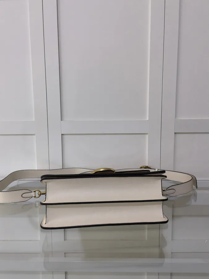 Chaintabby Caf52 Versatile Multi Layered Bag with Soft and Casual Design