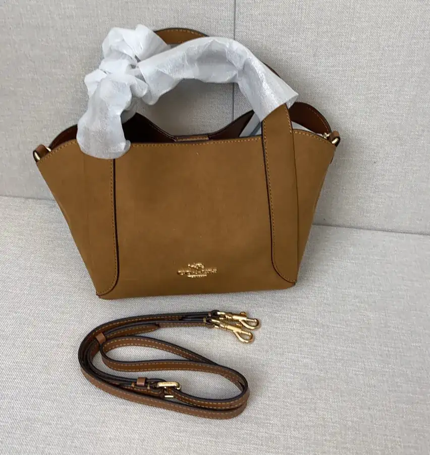 Hadley 21 Bucket Bag in Flip Finish Calfskin