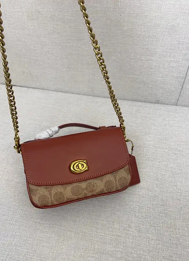 Coach New Classic Postman Bag in Grained Calfskin