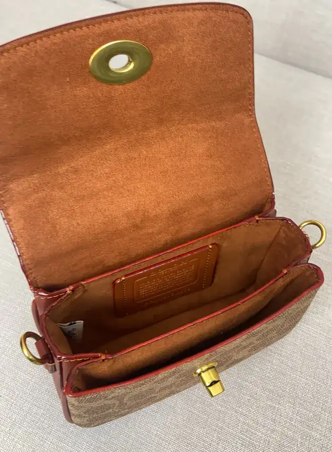 Coach New Classic Postman Bag in Grained Calfskin