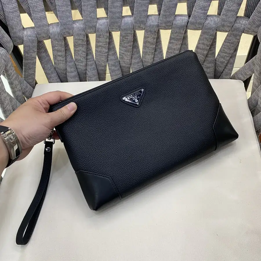 LV Top Handle Bag Premium Leather, Essential for Casual Wear